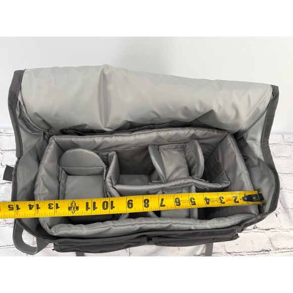 Lowepro Nova Sport 35L AW Camera Messenger Bag Gray Laptop Sleeve Padded Insert - Picture 7 of 9